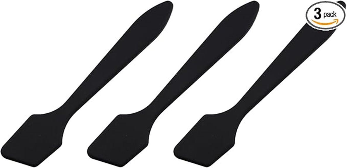 black plastic scraper set